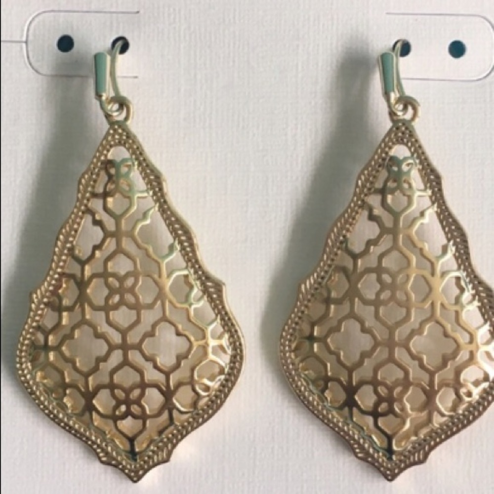 Kendra Scott Addie Gold Drop Earrings In Gold
